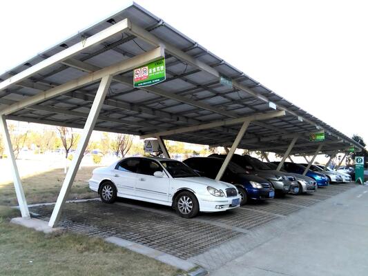 Dobra cena. Zastosowany rozmiar 180km/h Prędkość wiatru Panel PV Solar Carport Parking Racks w Internecie